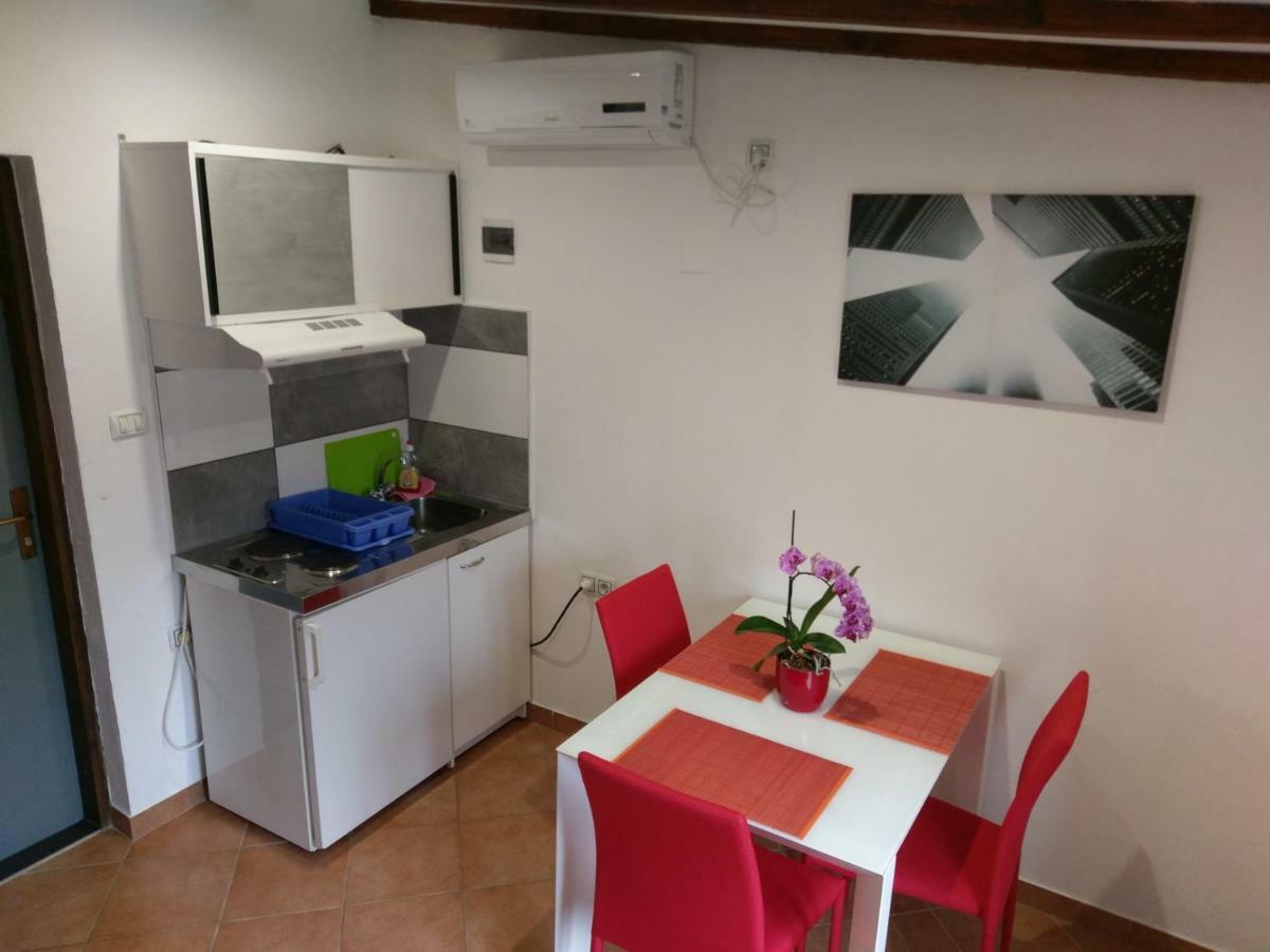 Apartments Ingrid Novigrad Istria Eksteriør bilde